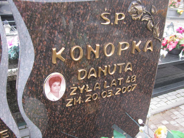 Danuta Konopka 1959 Ogrodzieniec - Grobonet - Wyszukiwarka osób pochowanych