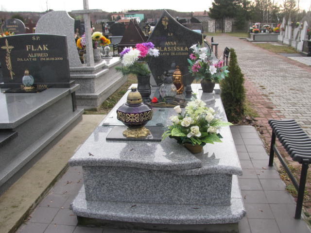 Grób Anna Kolasińska