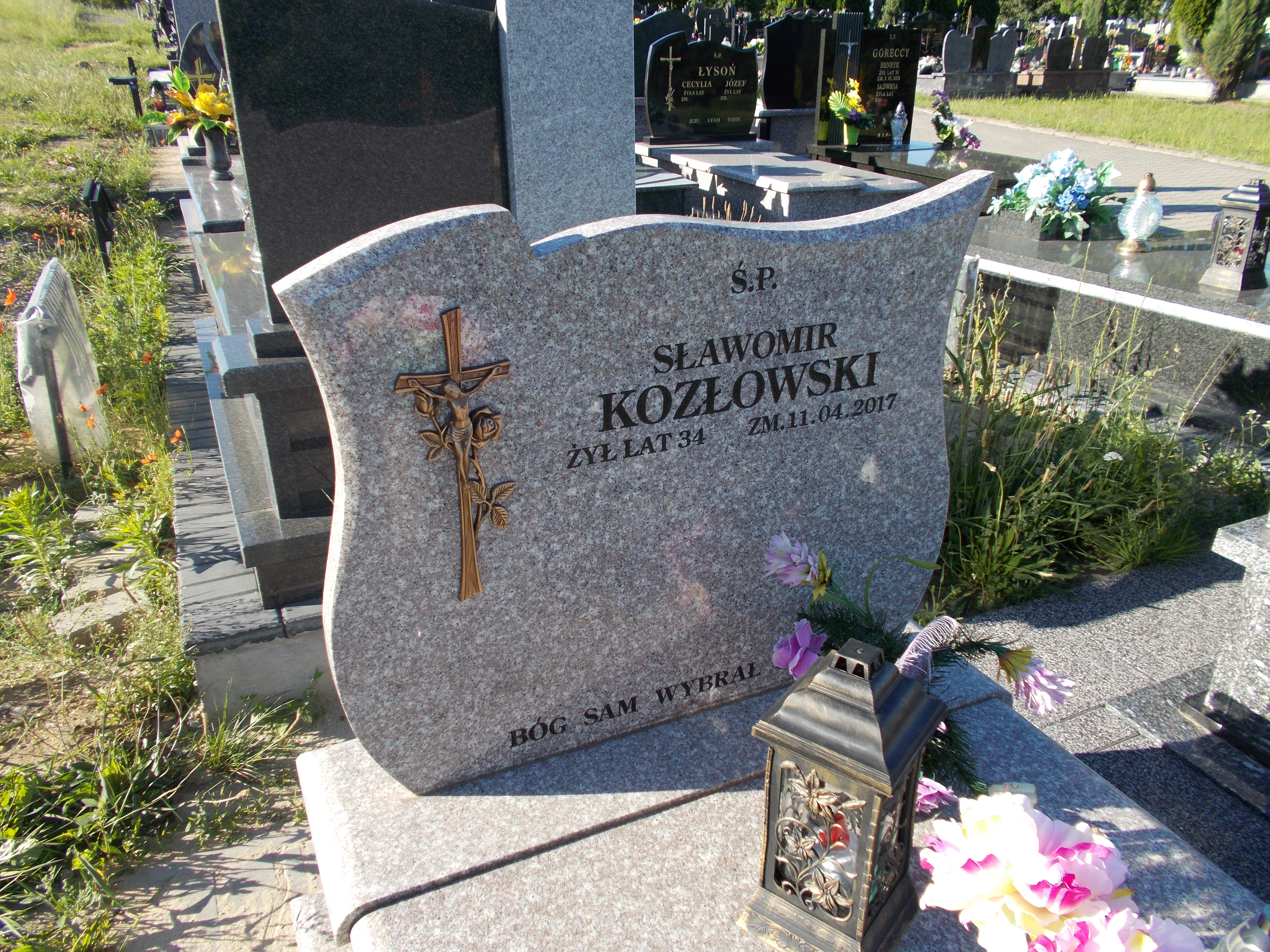 Sławomir Kozłowski 1982 Ogrodzieniec - Grobonet - Wyszukiwarka osób pochowanych